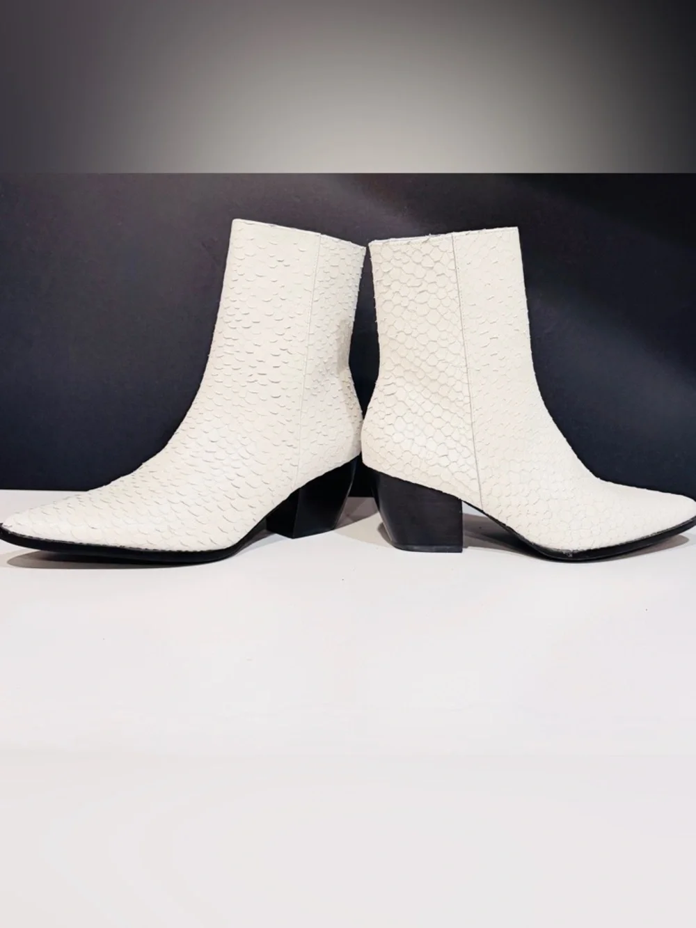 Matisse Caty Coachella Music Festival Western Snake Cowboy Ankle Bootie - Size 8